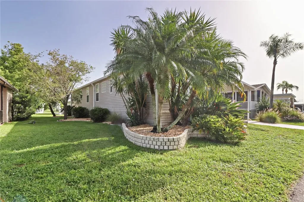 2100 Kings Highway Port Charlotte FL 33980