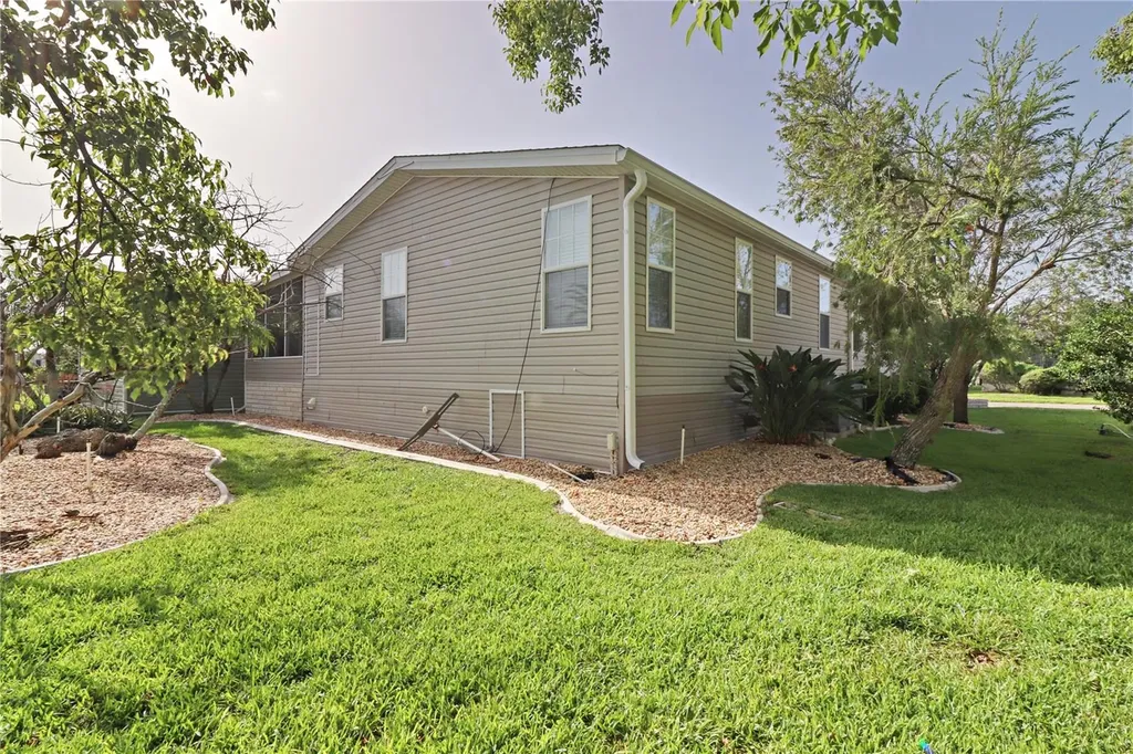 2100 Kings Highway Port Charlotte FL 33980