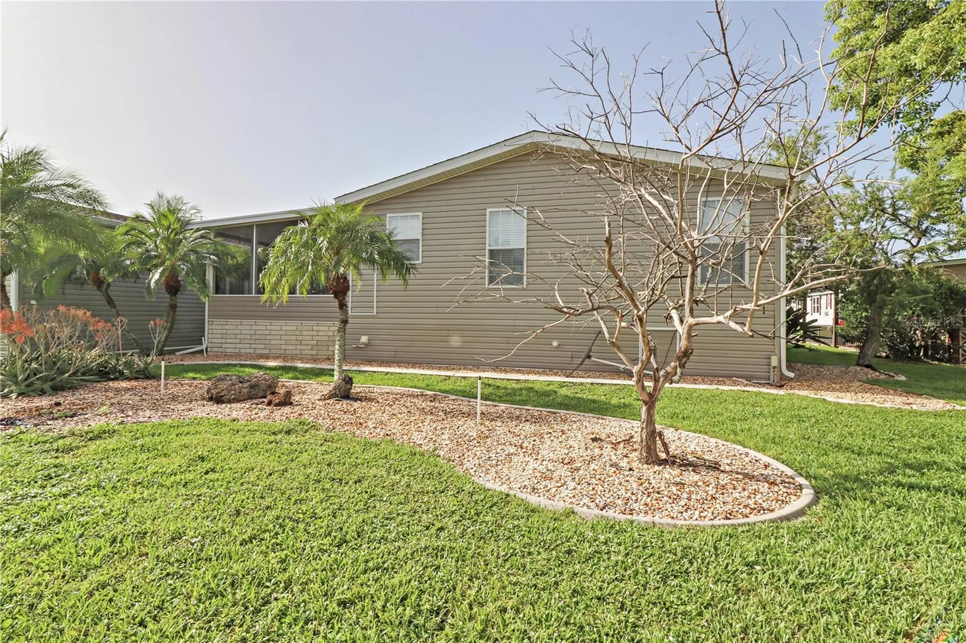 2100 Kings Highway Port Charlotte FL 33980