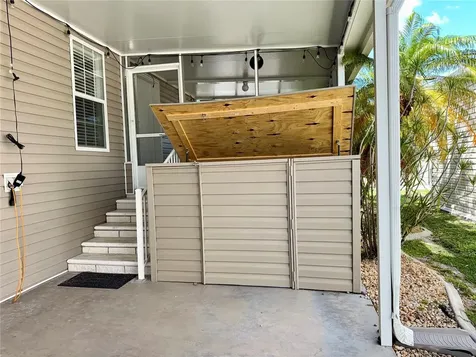2100 Kings Highway Port Charlotte FL 33980