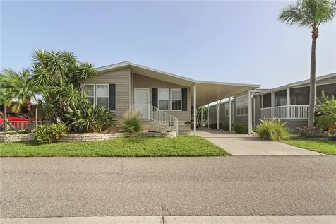 2100 Kings Highway Port Charlotte FL 33980