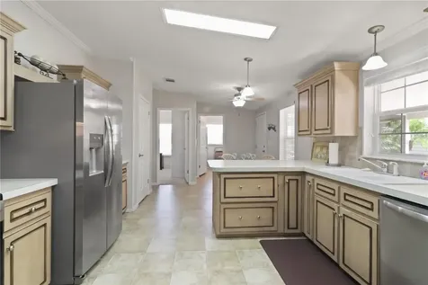 2100 Kings Highway Port Charlotte FL 33980