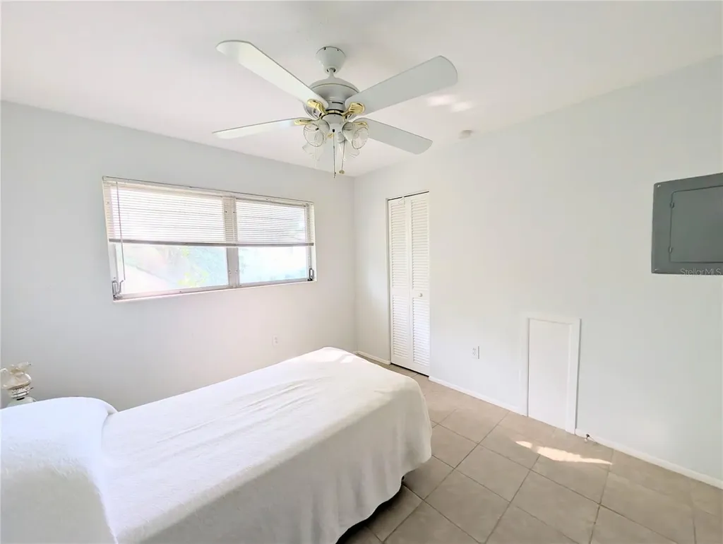 6105 Coral Way Bradenton FL 34207