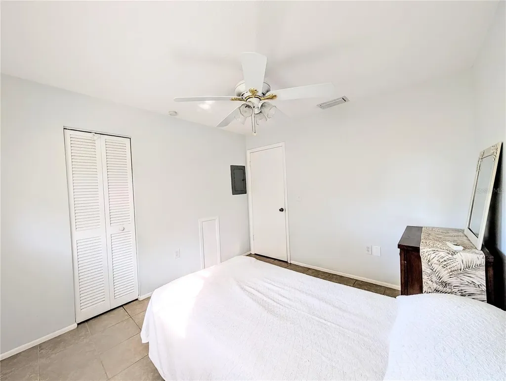 6105 Coral Way Bradenton FL 34207
