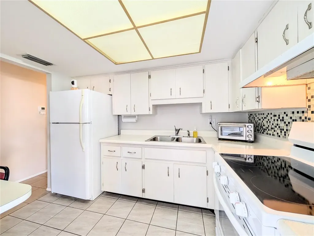6105 Coral Way Bradenton FL 34207