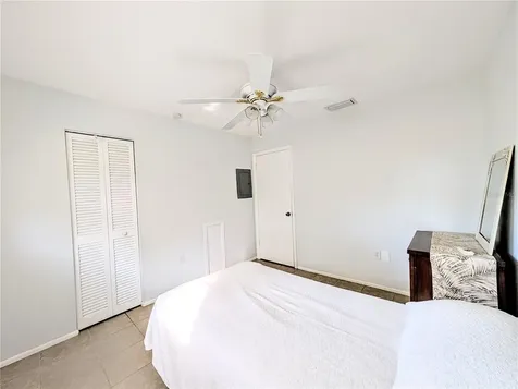 6105 Coral Way Bradenton FL 34207