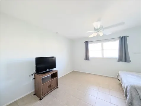 6105 Coral Way Bradenton FL 34207