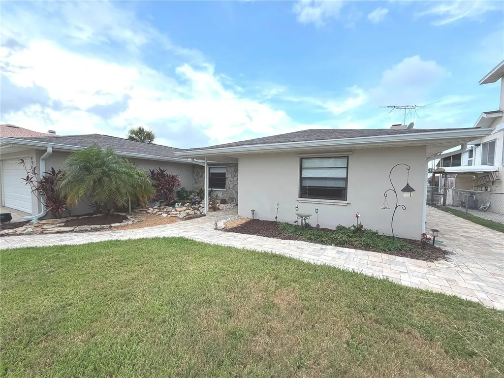 9903 San Sebastian Way Port Richey FL 34668