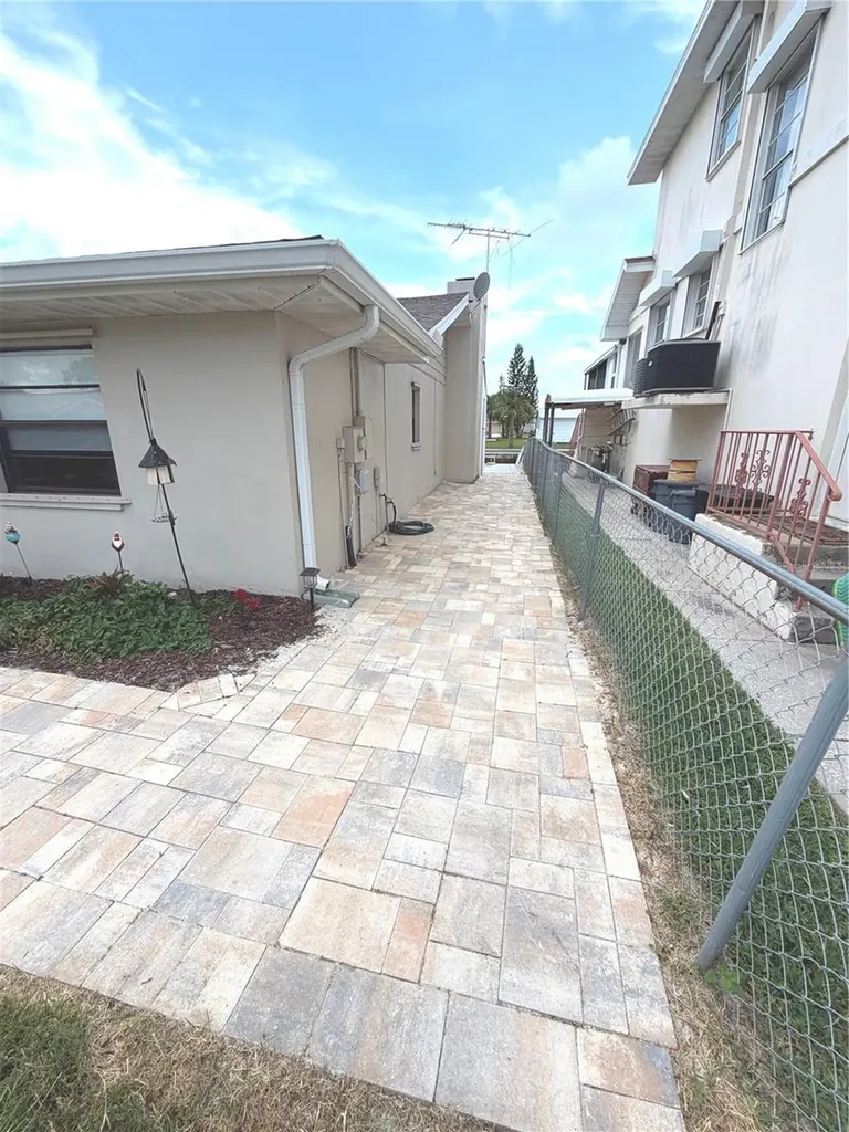 9903 San Sebastian Way Port Richey FL 34668