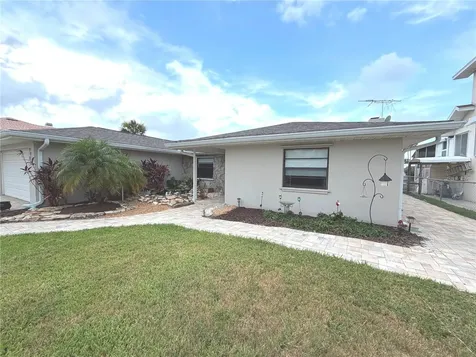 9903 San Sebastian Way Port Richey FL 34668