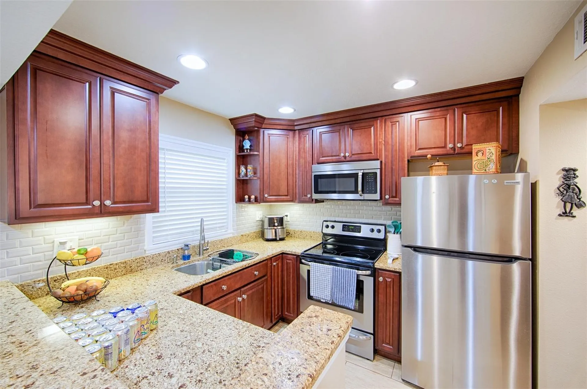 1860 Massachusetts Avenue NE St Petersburg FL 33703