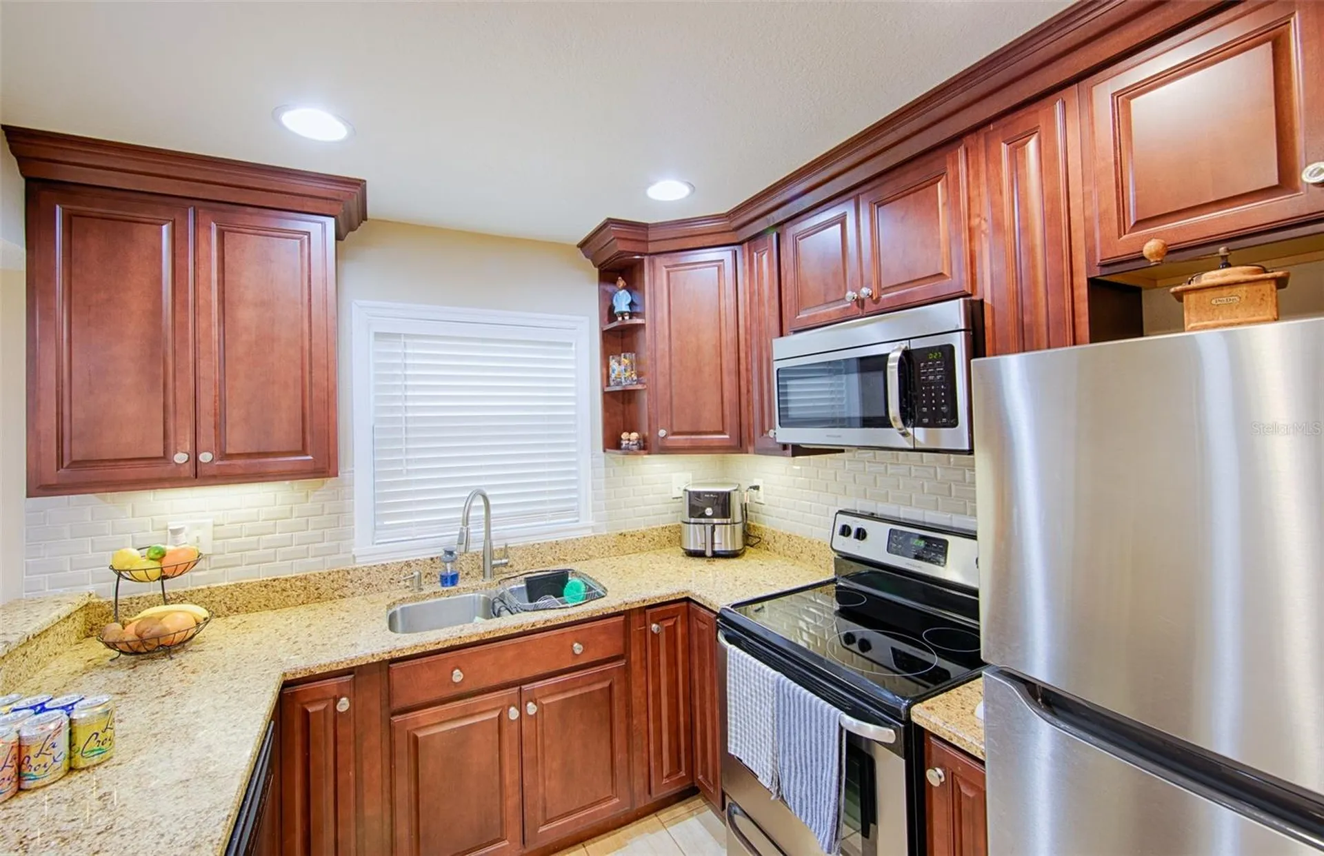 1860 Massachusetts Avenue NE St Petersburg FL 33703