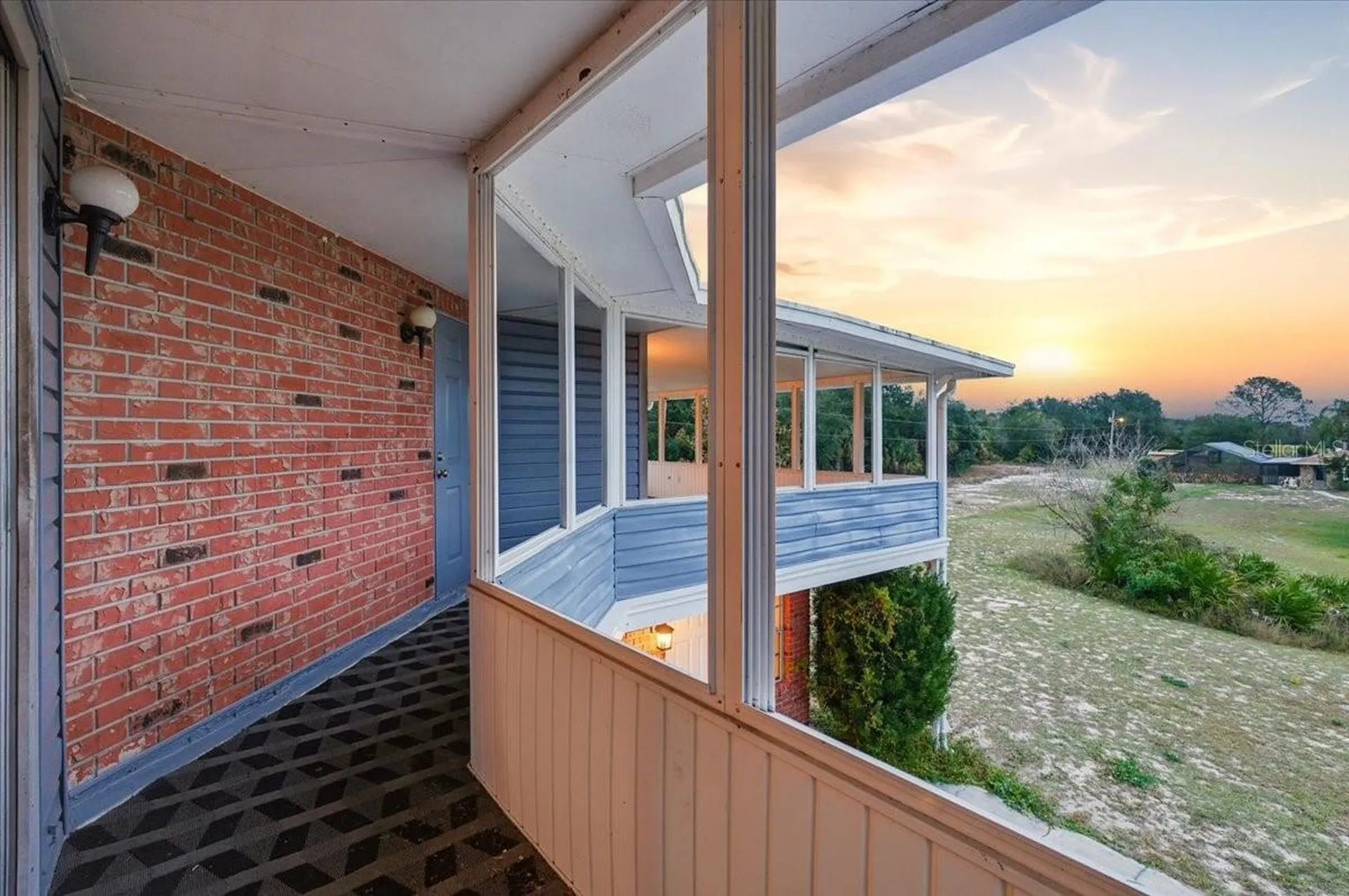 8837 Oakwood Drive Lake Wales FL 33898