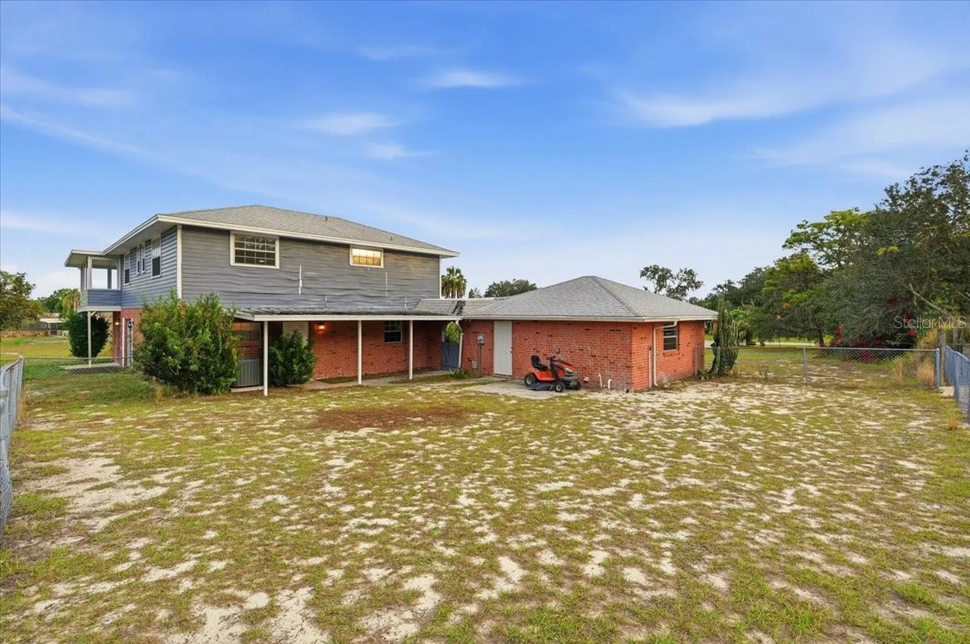 8837 Oakwood Drive Lake Wales FL 33898