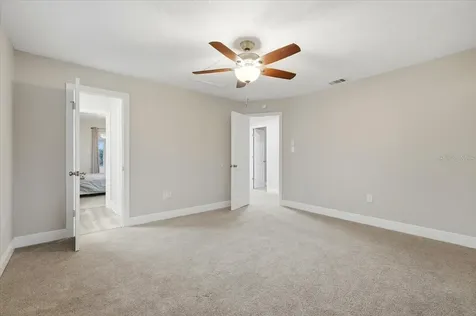 8837 Oakwood Drive Lake Wales FL 33898