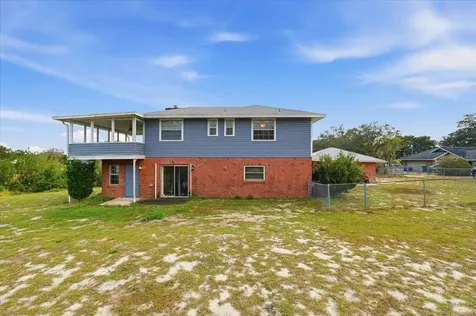 8837 Oakwood Drive Lake Wales FL 33898