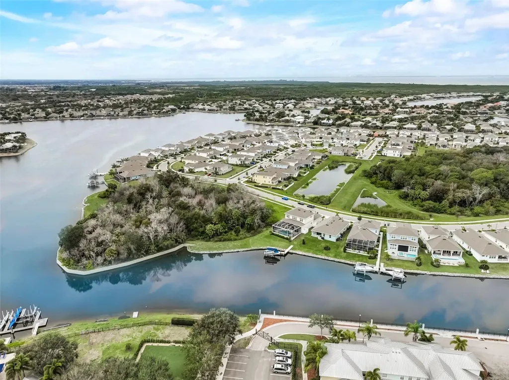 5413 Wishing Arch Drive Apollo Beach FL 33572