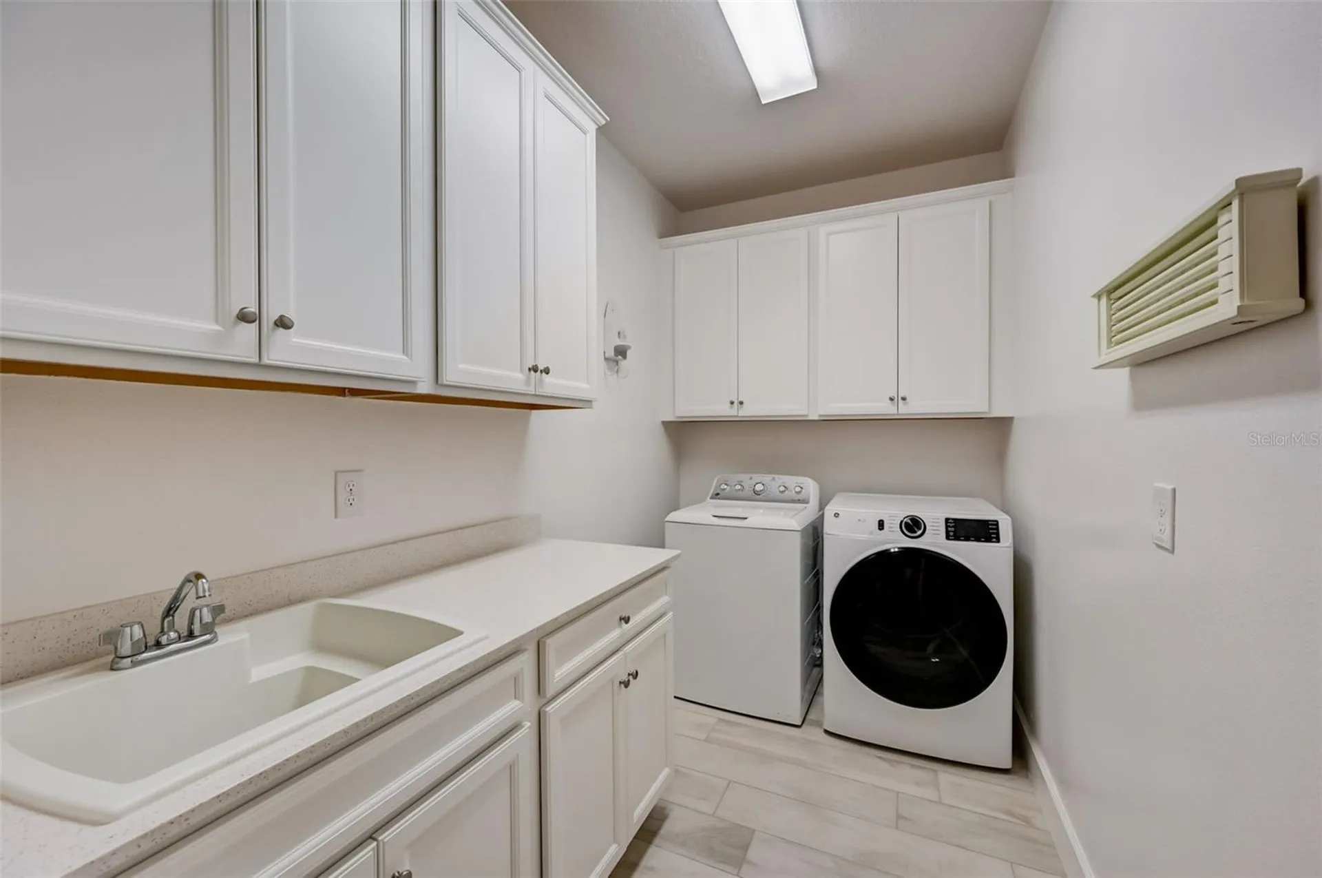5413 Wishing Arch Drive Apollo Beach FL 33572