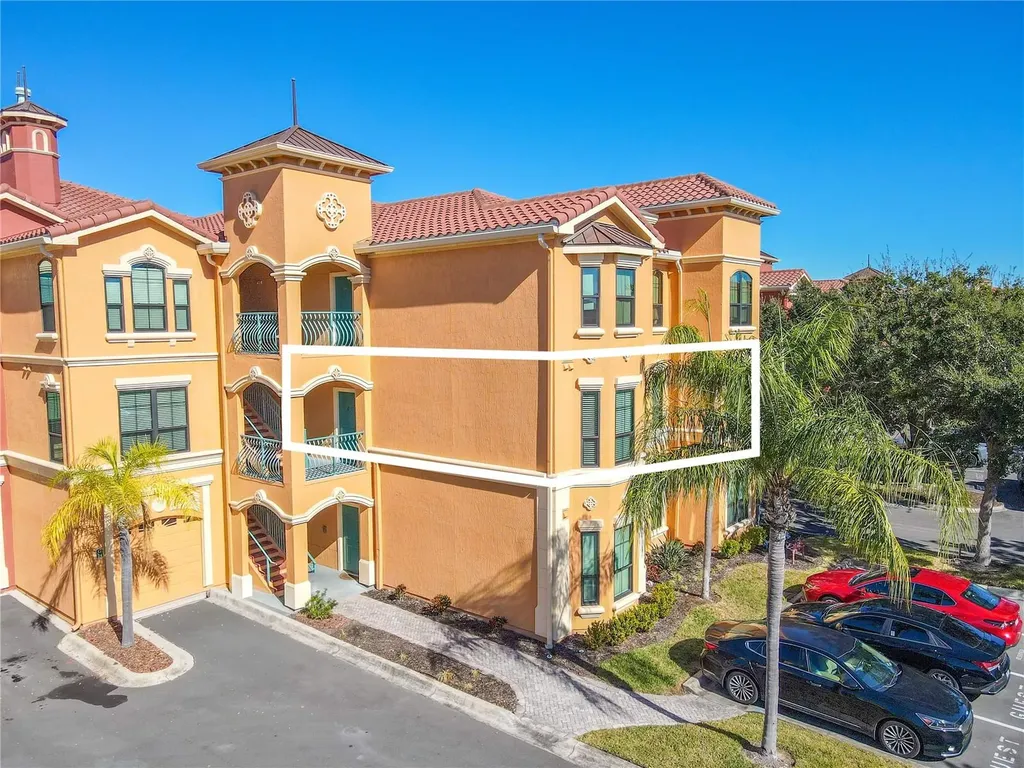 2738 Via Tivoli Clearwater FL 33764