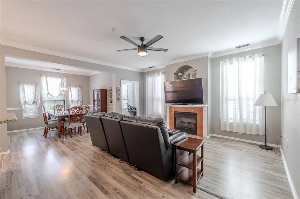 2738 Via Tivoli Clearwater FL 33764