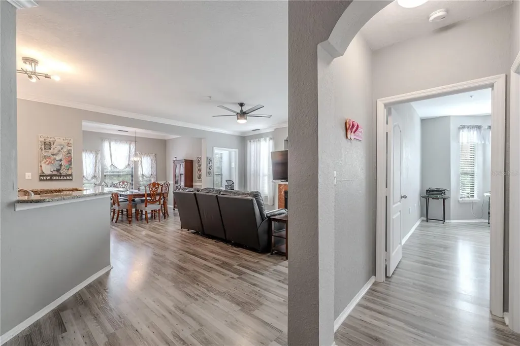 2738 Via Tivoli Clearwater FL 33764