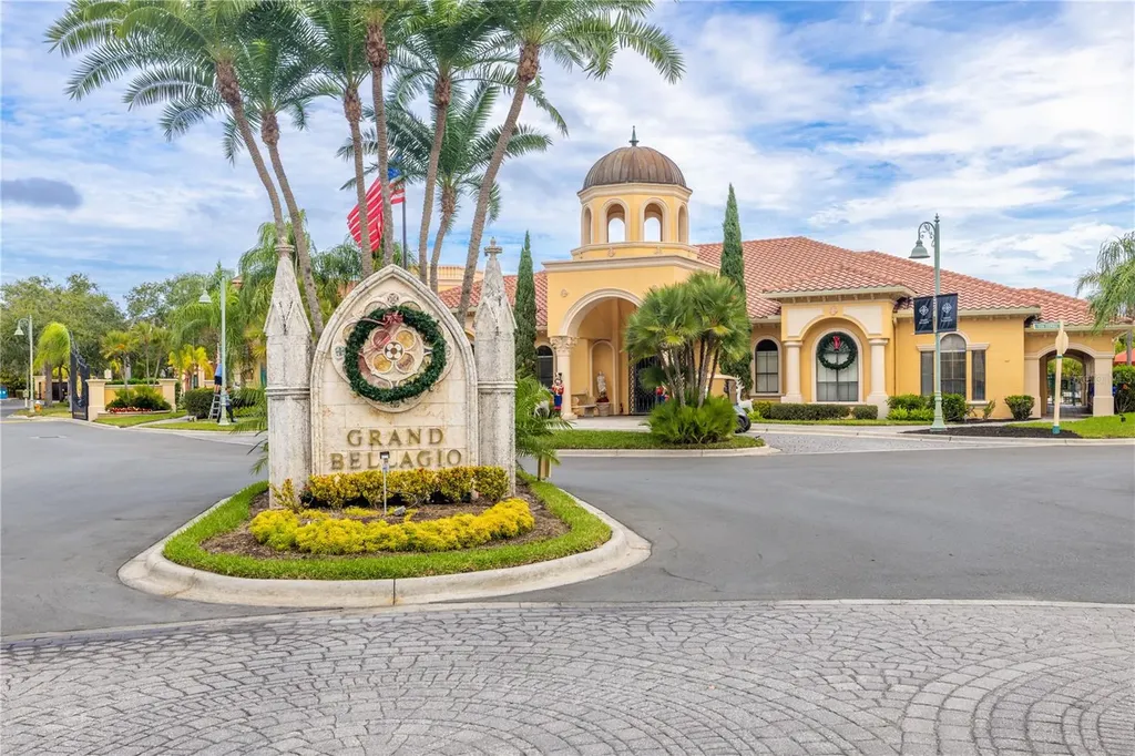 2738 Via Tivoli Clearwater FL 33764
