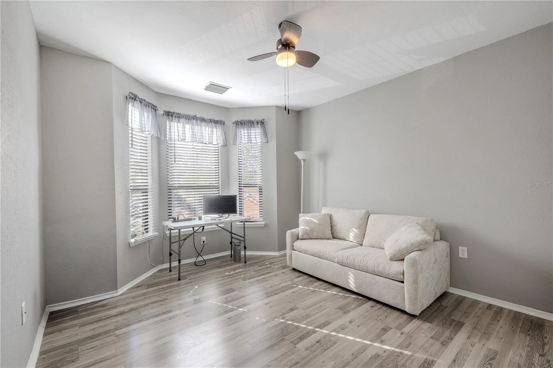 2738 Via Tivoli Clearwater FL 33764