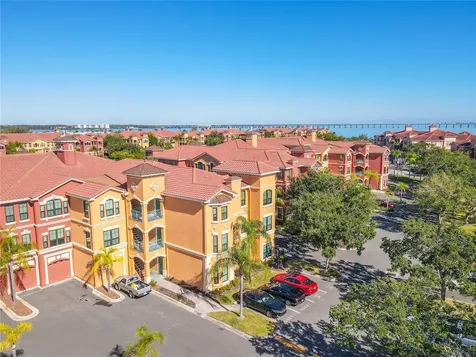 2738 Via Tivoli Clearwater FL 33764
