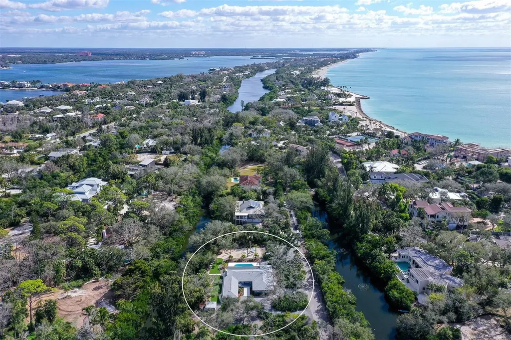 7221 Plovers Way Sarasota FL 34242