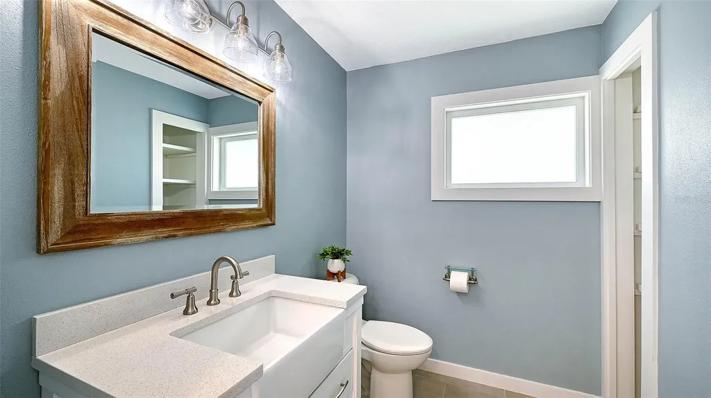 7221 Plovers Way Sarasota FL 34242