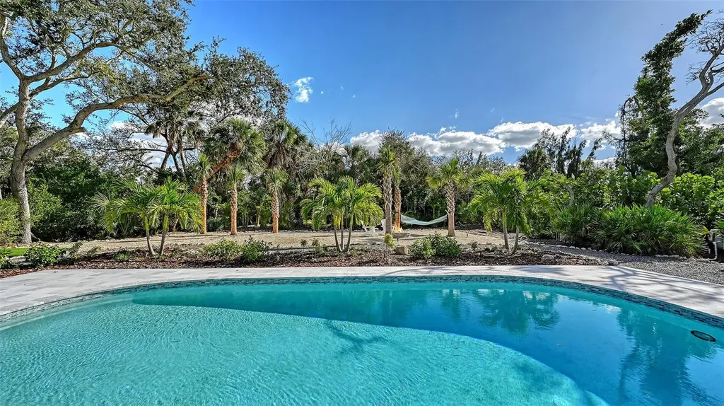 7221 Plovers Way Sarasota FL 34242