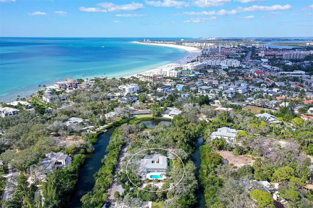 7221 Plovers Way Sarasota FL 34242