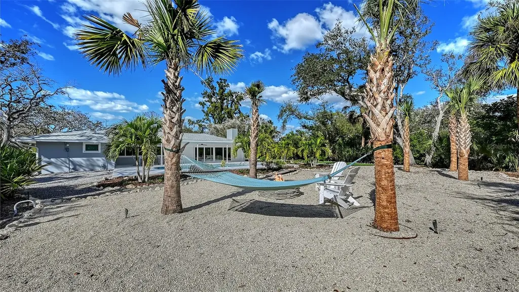 7221 Plovers Way Sarasota FL 34242
