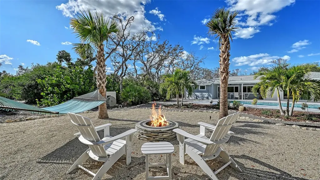 7221 Plovers Way Sarasota FL 34242