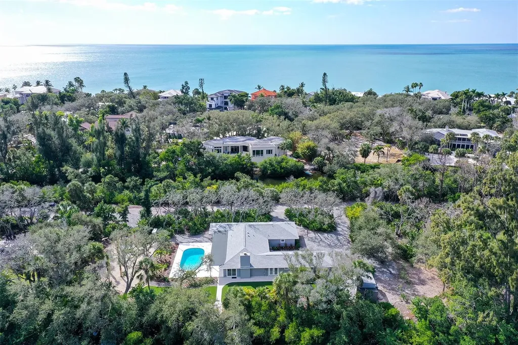7221 Plovers Way Sarasota FL 34242