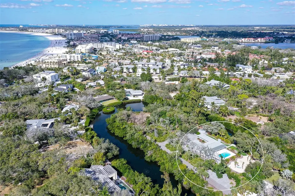 7221 Plovers Way Sarasota FL 34242