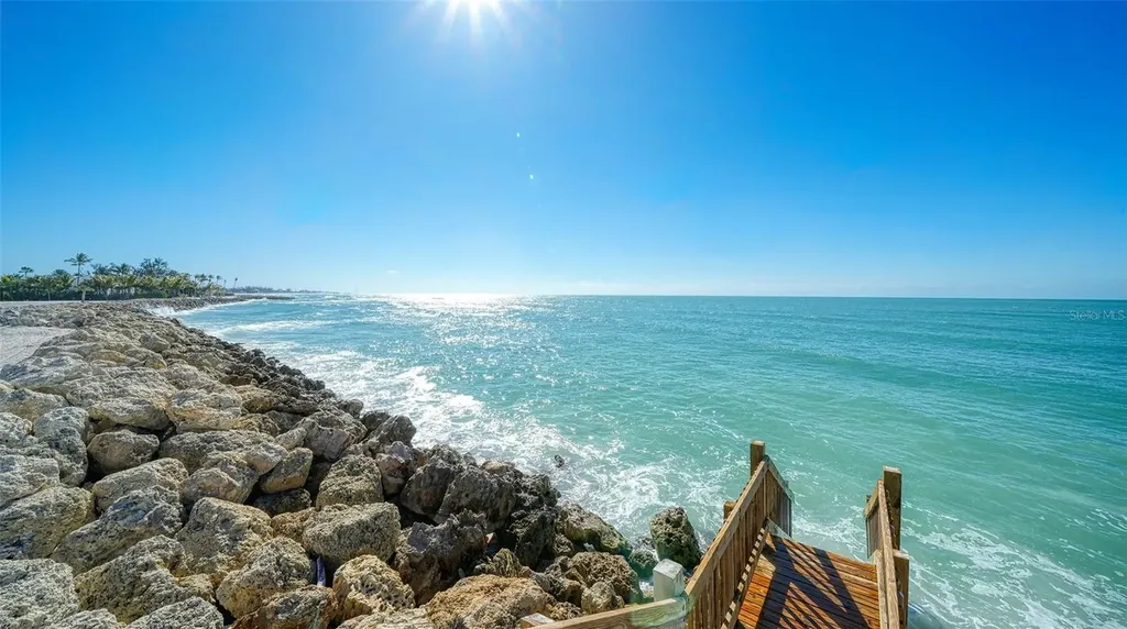 7221 Plovers Way Sarasota FL 34242