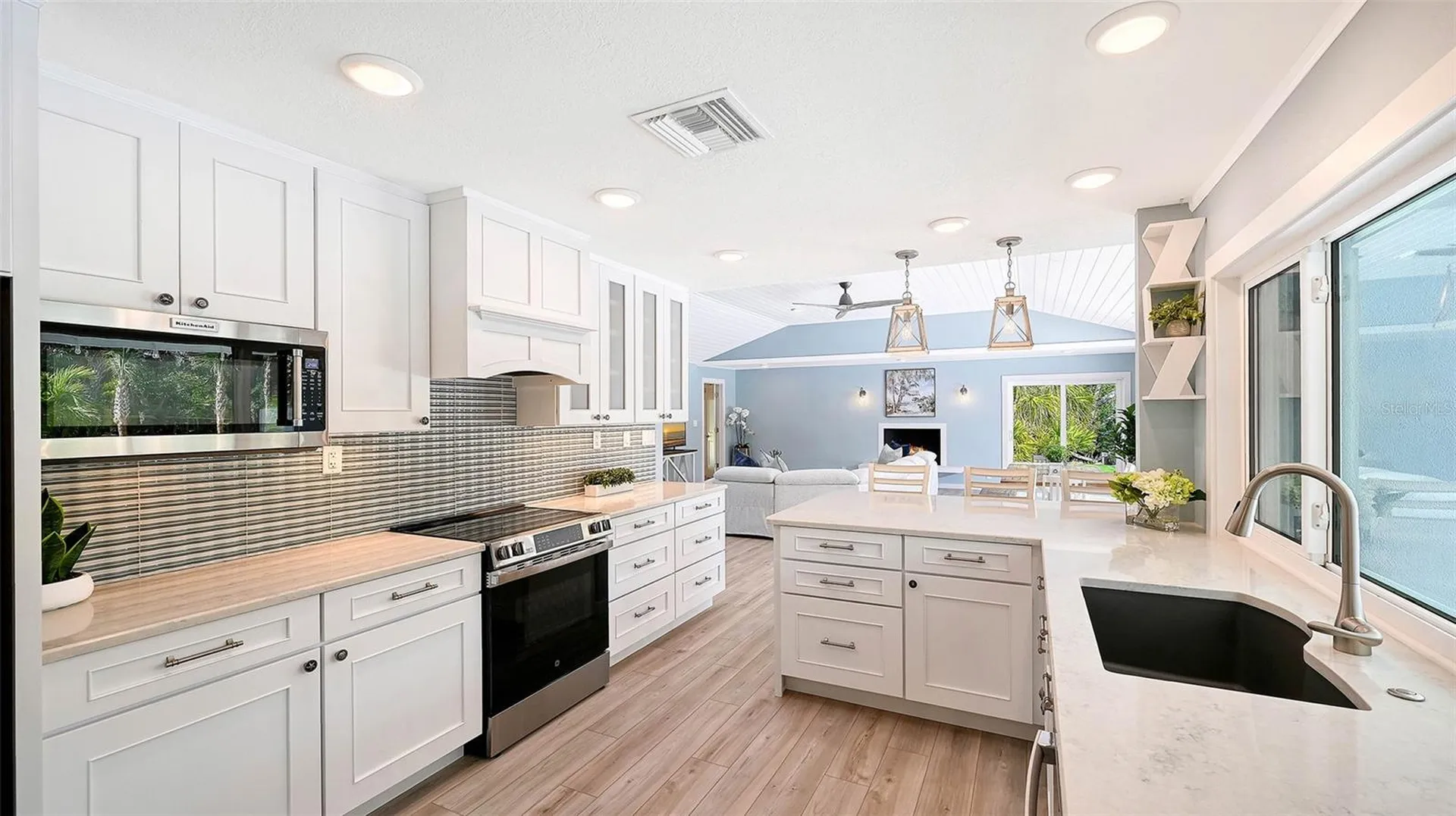 7221 Plovers Way Sarasota FL 34242