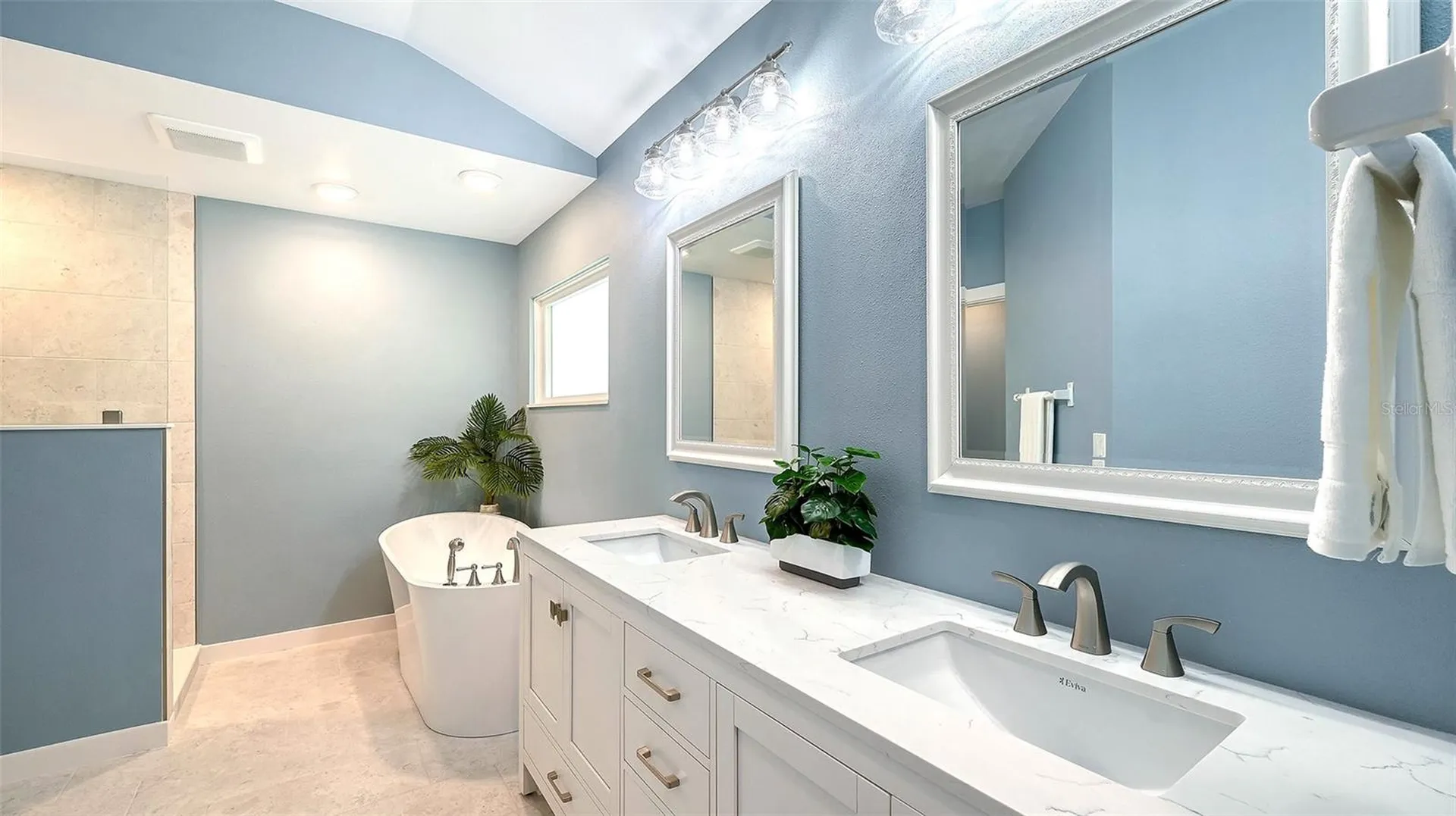 7221 Plovers Way Sarasota FL 34242