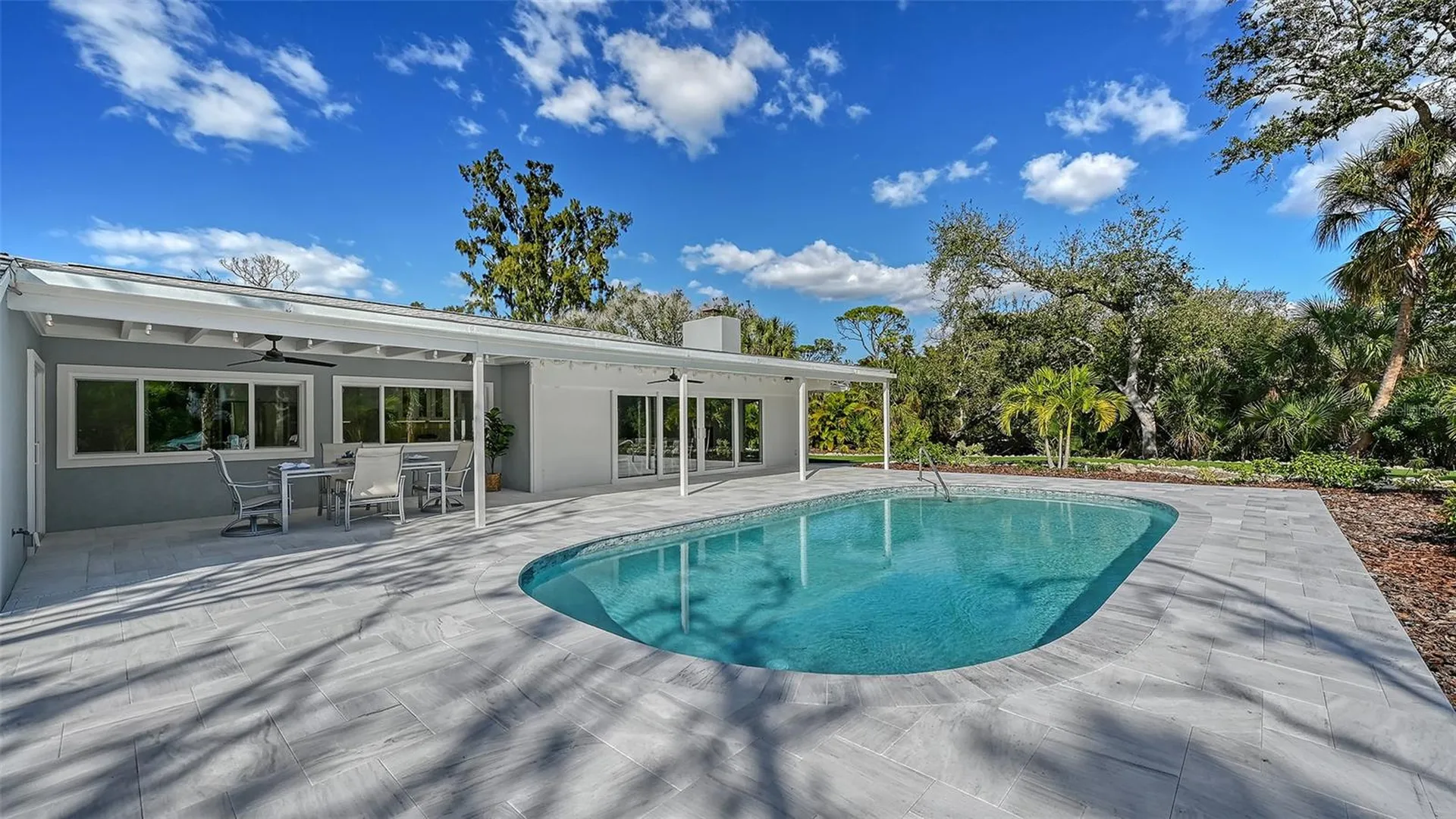 7221 Plovers Way Sarasota FL 34242