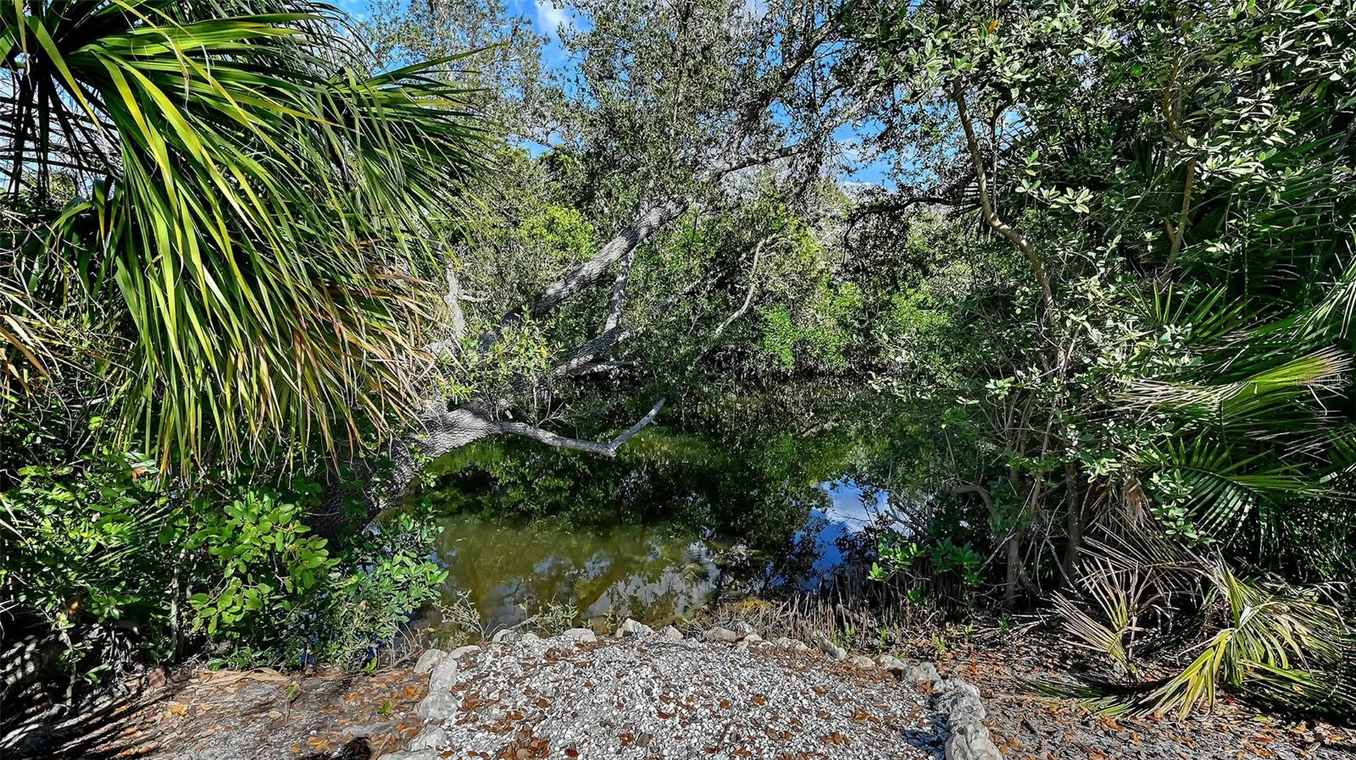 7221 Plovers Way Sarasota FL 34242