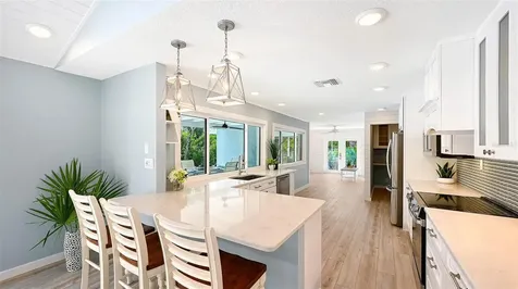 7221 Plovers Way Sarasota FL 34242