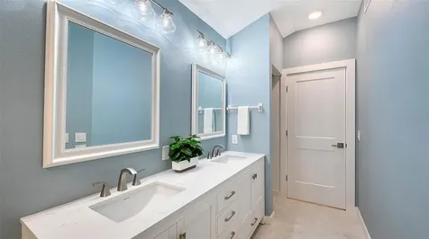 7221 Plovers Way Sarasota FL 34242