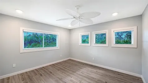 7221 Plovers Way Sarasota FL 34242