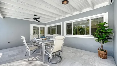 7221 Plovers Way Sarasota FL 34242