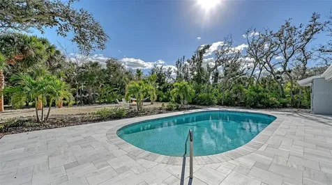 7221 Plovers Way Sarasota FL 34242