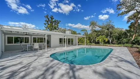 7221 Plovers Way Sarasota FL 34242