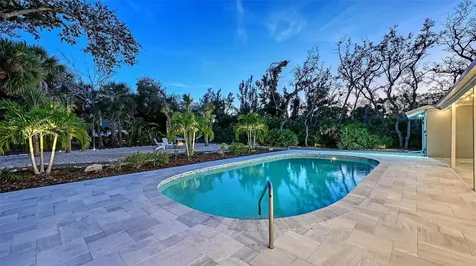 7221 Plovers Way Sarasota FL 34242