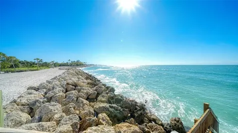 7221 Plovers Way Sarasota FL 34242