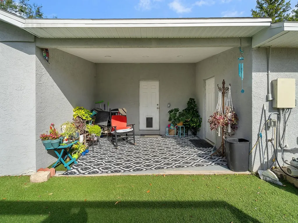 39930 Sunburst Drive Dade City FL 33525